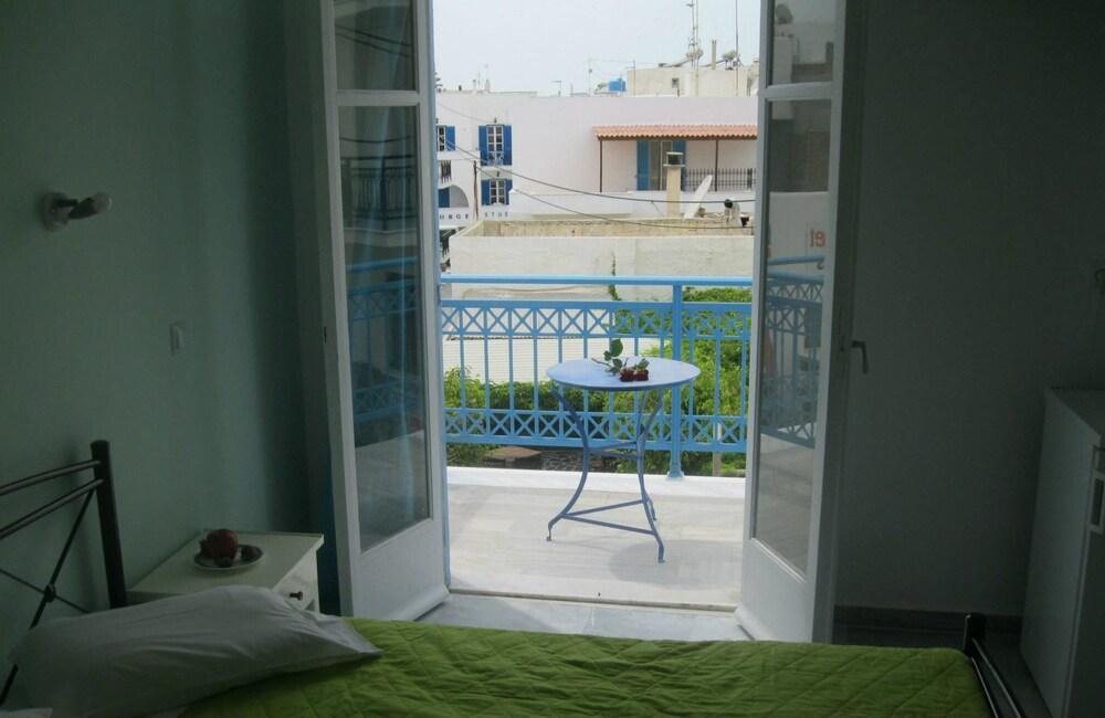 Very-Kokkos Pension 2 Naxos City Kültér fotó