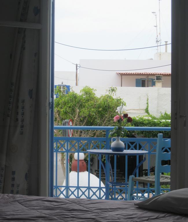 Very-Kokkos Pension 2 Naxos City Szoba fotó